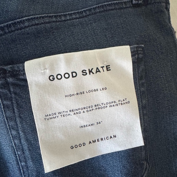 NWT!!! SOLD OUT Good American Good Skate Jeans - Picture 4 of 13